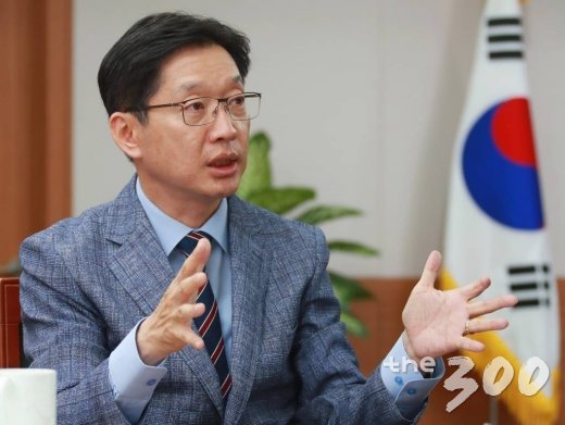 2018.07.06 김경수 경남도지사 인터뷰 / 사진=이동훈 기자 photoguy@