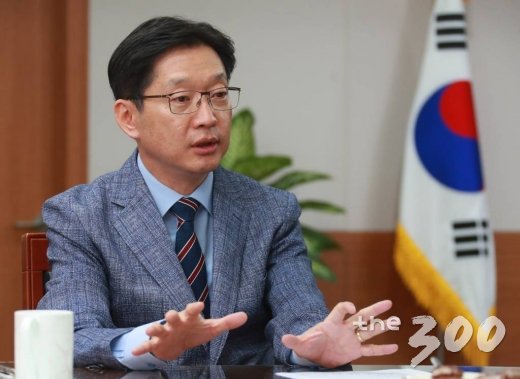 2018.07.06 김경수 경남도지사 인터뷰 / 사진=이동훈 기자 photoguy@