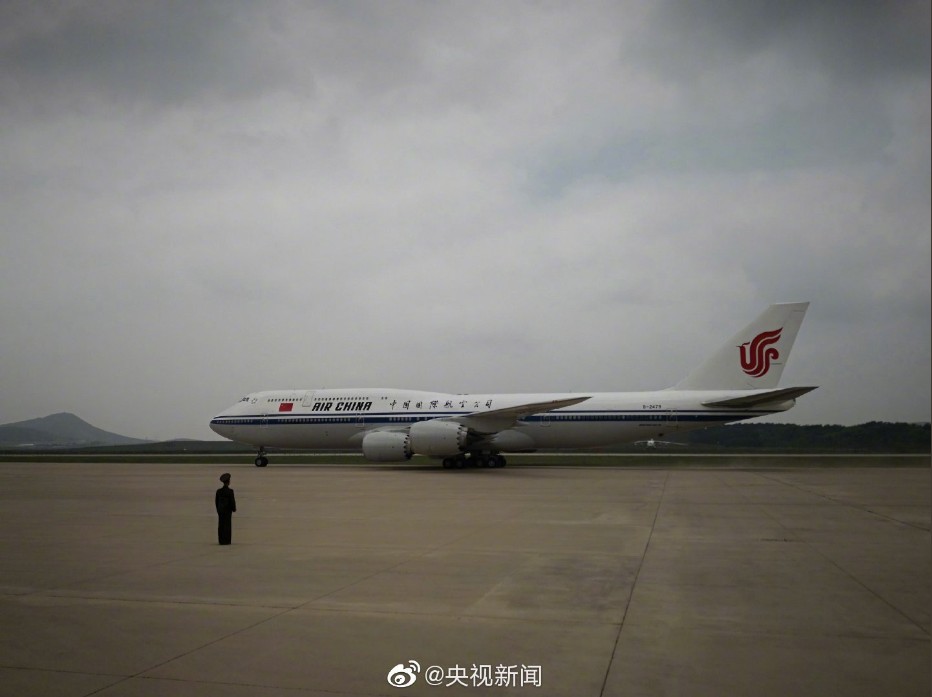 평양공항에 도착한 시진핑 주석 전용기. /사진=CCTV