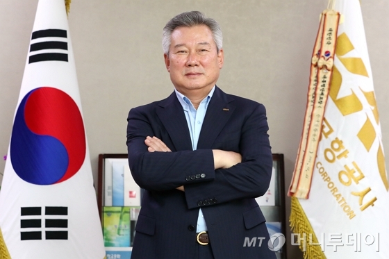 손창완 한국공항공사 사장은 적자를 내고 있는 지방공항을 흑자로 전환시키는 작업을 본격 진행키로 했다. /사진=이기범 기자