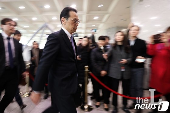 가나스기 겐지 일본 외무성 아시아대양주국장이 지난 3월 김용길 외교부 동북아국장과의 면담을 위해 서울 종로구 도렴동 외교부 청사로 들어서고 있다./사진-뉴스1