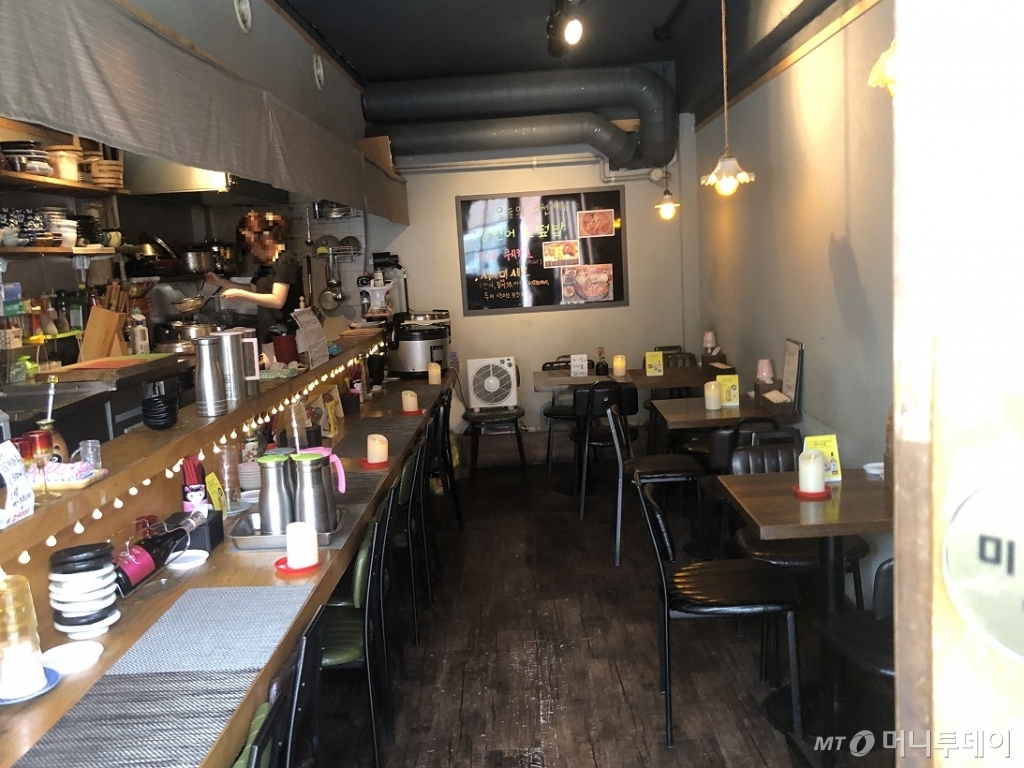 13일 오후 12시 30분에 찾은 서울 마포구 한 일본식 식당. 점심시간었지만 가게가 텅 비었다. /사진=추우진 인턴기자