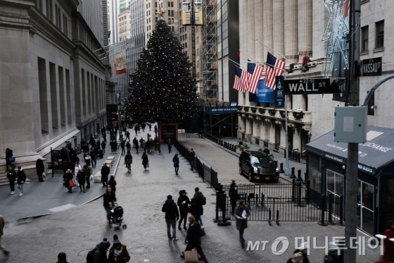 대외무역의존도가 높은 싱가포르의 경제성장률이 하락하면서 경기 침체 우려가 나오고 있다. /사진=AFP