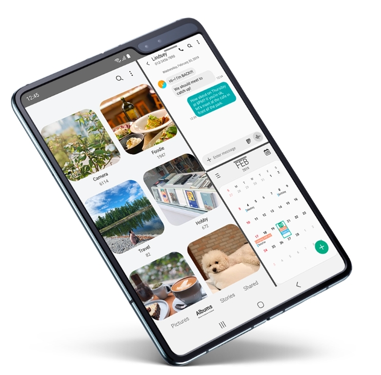 갤럭시폴드 펼친 화면
