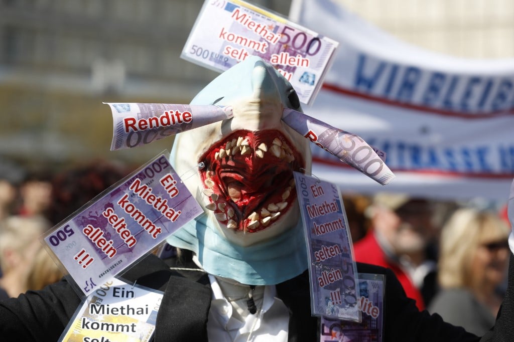 지난 4월6일 독일 베를린에서 벌어진 임대료 급등 항의 시위 모습. /사진=AFP