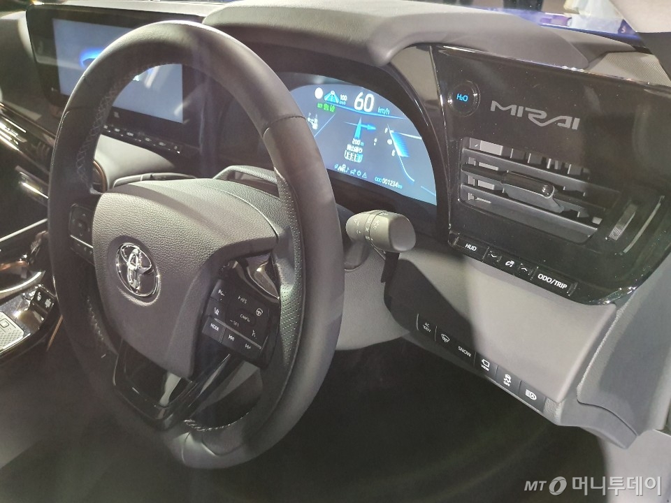 23일 '도쿄모터쇼 2019'에서 공개된 토요타 새 수소전기차 '미라이 콘셉트'. /사진=이건희 기자