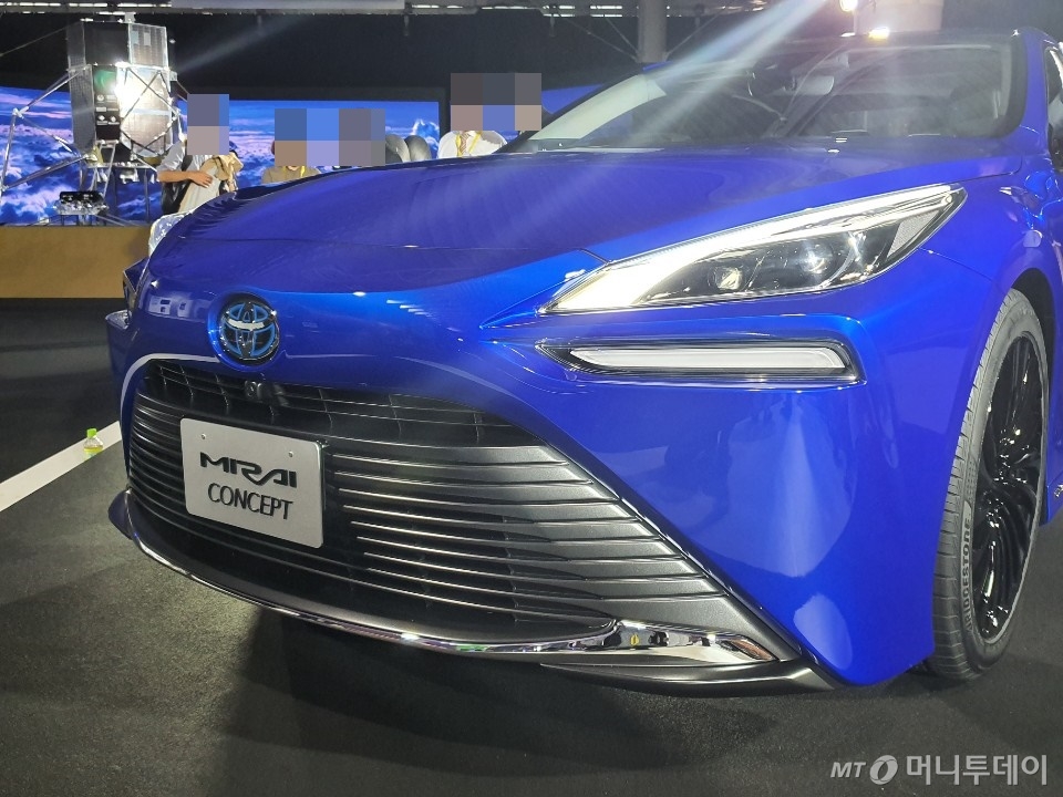 23일 '도쿄모터쇼 2019'에서 공개된 토요타 새 수소전기차 '미라이 콘셉트'. /사진=이건희 기자