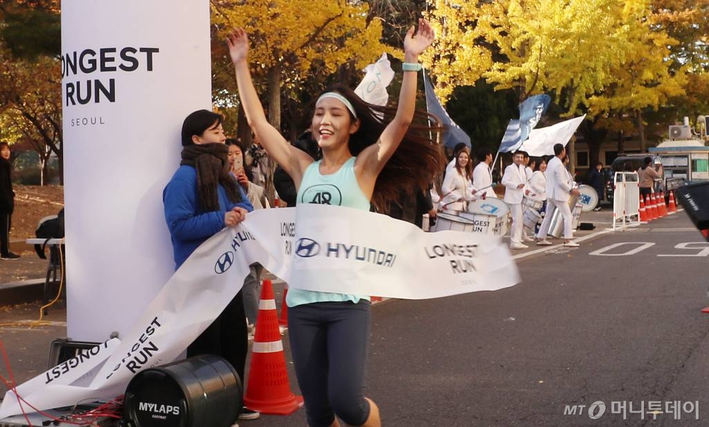 '롱기스트 런 인 서울' 여성 1위를 차지한 이지윤씨. /사진=김휘선 기자