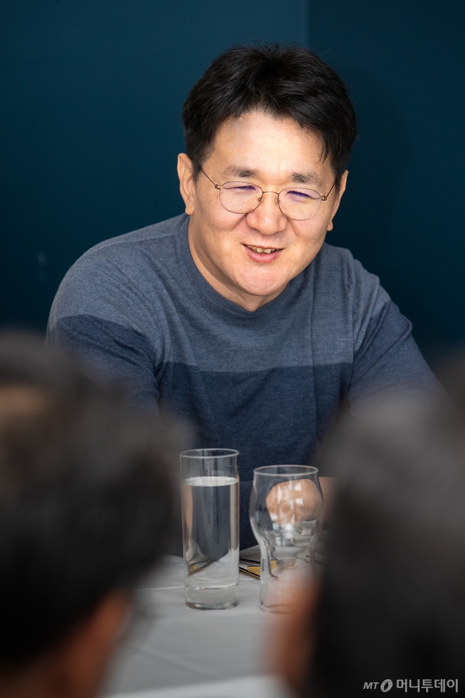 조원태 한진그룹 회장이 19일(현지시간) 미국 뉴욕에서 한국 특파원들과 간담회를 하고 있다./ 사진=대한항공