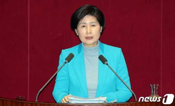 박주민 검찰개혁특위 공동위원장이 11월14일 오전 서울 여의도 국회에서 열린 검찰개혁 추진상황 점검 당정회의에서 발언하고 있다. / 사진=홍봉진 기자 honggga@