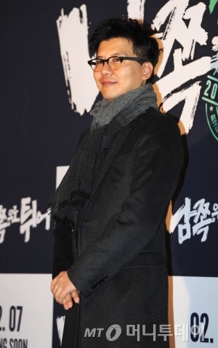 23일 오후 서울 광진구 자양동 롯데시네마에서 열린 영화 '남쪽으로 튀어' VIP시사회에서 포즈를 취하고 있다. / 사진=구혜정 기자 photonine@