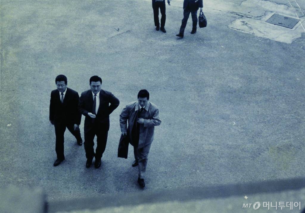 1965년 입국하는 신격호 롯데그룹 명예회장의 모습. / 사진제공=롯데그룹