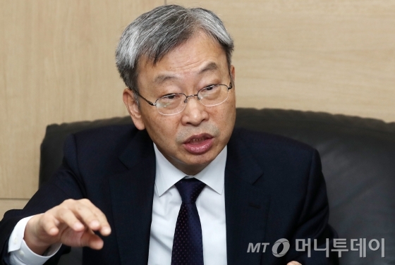 정성인 한국캐피탈협회장 머투초대석 인터뷰 / 사진=김휘선 기자 hwijpg@
