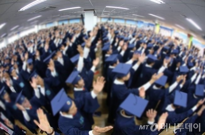 2015년 신천지 수료식 모습. /사진제공=신천지전문구리이단상담소