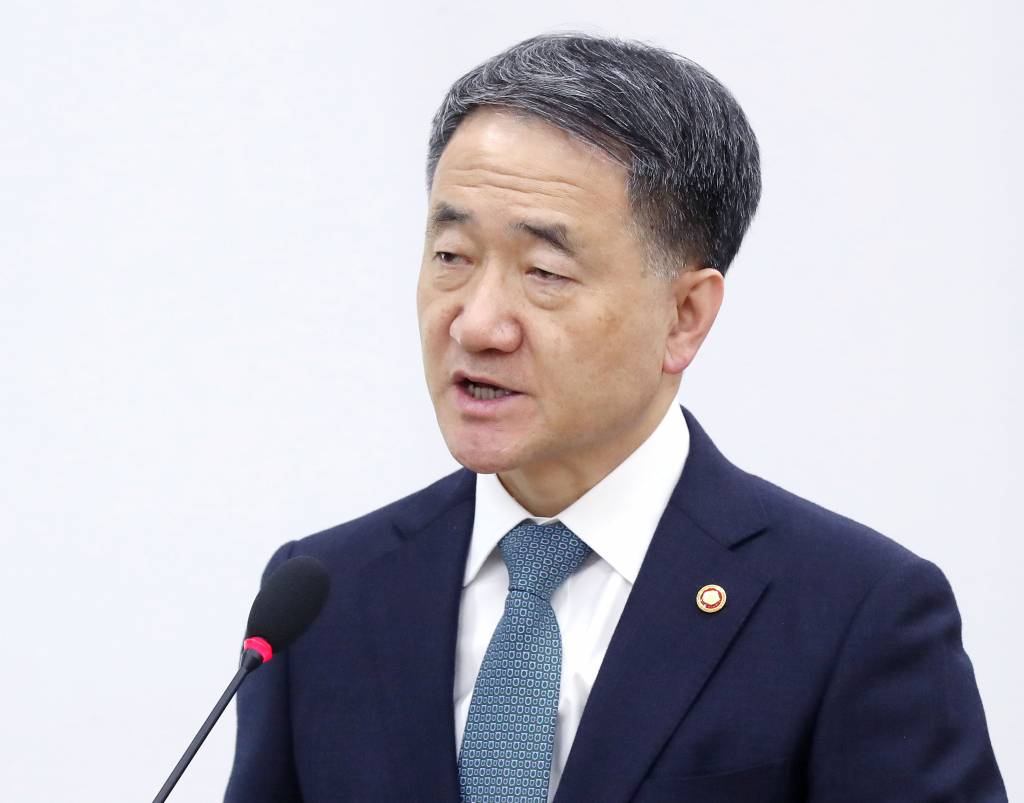 박능후 보건복지부 장관이 18일 오후 서울 여의도 국회에서 열린 보건복지위원회 전체회의에서 현안 보고하고 있다. / 사진=홍봉진 기자 honggga@