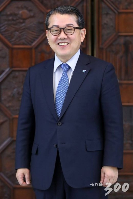 22일 민주당 3호 영입인재 김병주 전 대장 인터뷰