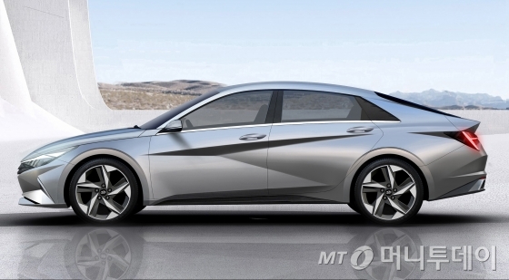 현대자동차 '올 뉴 아반떼' 측면 모습. /사진제공=현대자동차