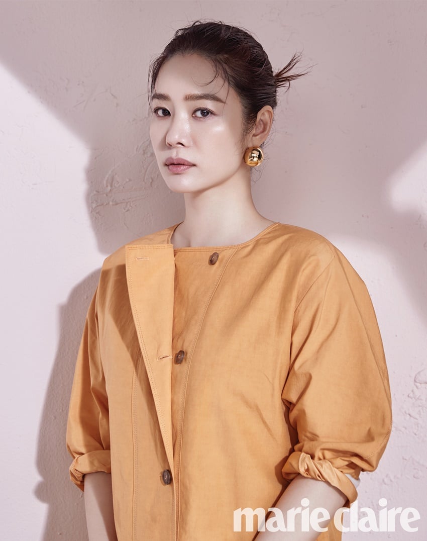 배우 김현주/사진제공=마리끌레르