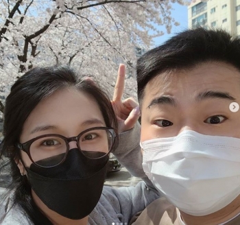 학폭 의혹이 불거진 김유진 프리랜서 PD. 그리고 김 PD의 예비 신랑인 이원일 셰프./사진=이원일 인스타그램