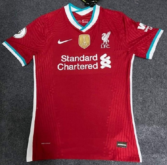 유출된 리버풀의 새 시즌 유니폼. /사진=풋티 헤드라인스
