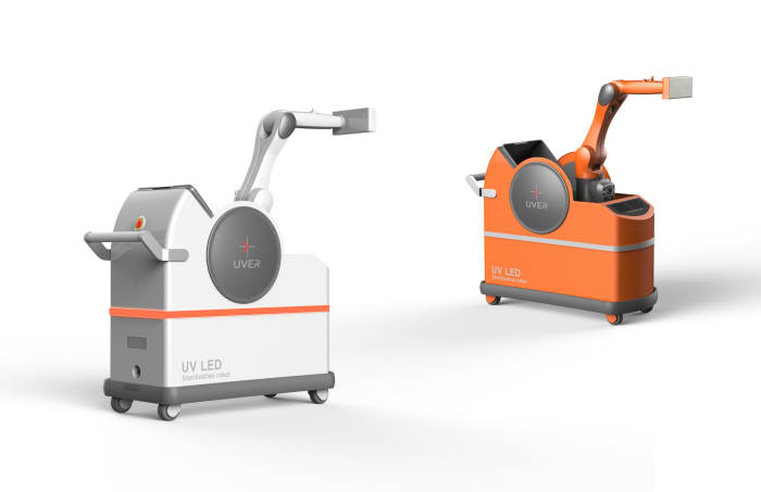 UV LED(자외선 발광다이오드) 응용시스템 업체 유버가 선보인살균로봇/사진=유버