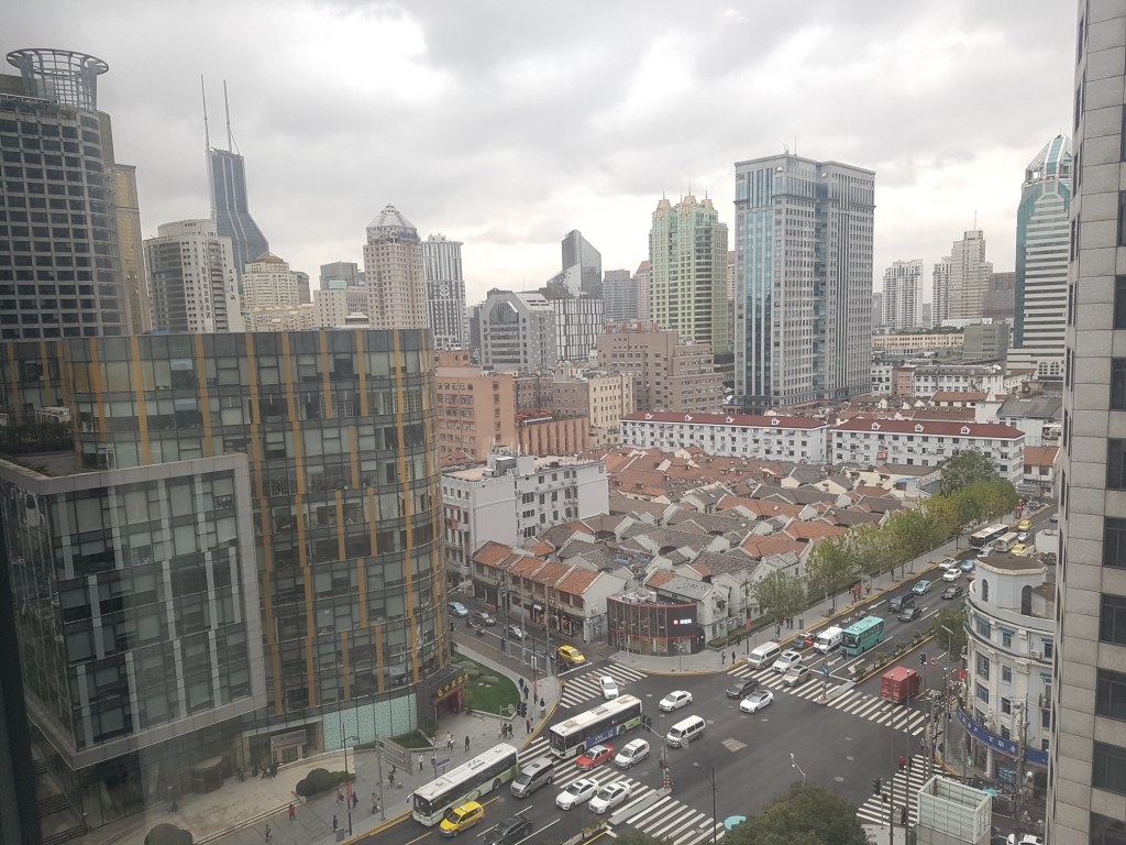 '짱개'라는 말을 사용한 중국 누리꾼의 SNS 글(위)과 중국 최대의 포털 사이트인 '바이두'에서 착짱죽짱을 검색한 결과(아래). 대부분이 게임 아이디(ID)다. /사진 = 웨이보, 바이두