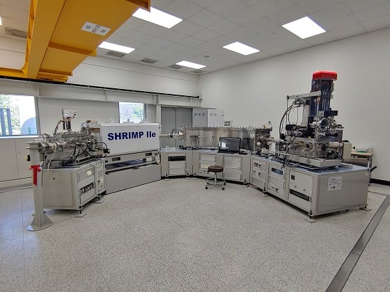 한국기초과학지원연구원(KBSI) 오창캠퍼스_고분해능 이차이온질량분석기(모델명: HR-SIMS)의 모습/사진=류준영 기자