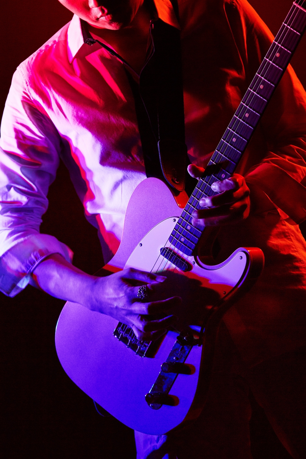 2011년 KBS '톱밴드' 우승팀 '톡식'의 리더 김정우. 그는 6년만에 미니 솔로 음반 '드림 시티'로 돌아왔다. /사진제공=RXM