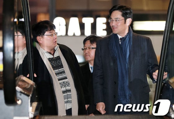 이재용 삼성전자 부회장의 해외출국 모습/사진제공=뉴스1 자료사진