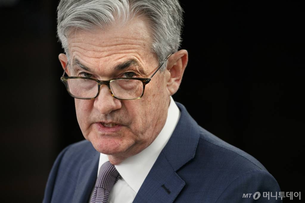 제롬 파월 연방준비제도(Fed·연준) 의장이 3일(현지시간) 워싱턴에서 연준이 기준금리를 0.5%포인트 전격 인하한 뒤 기자회견을 하고 있다. /ap 뉴시스 / 사진제공=ap뉴시스