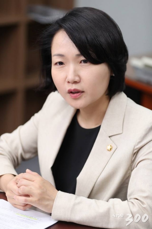 홍정민 더불어민주당 원내대변인 인터뷰