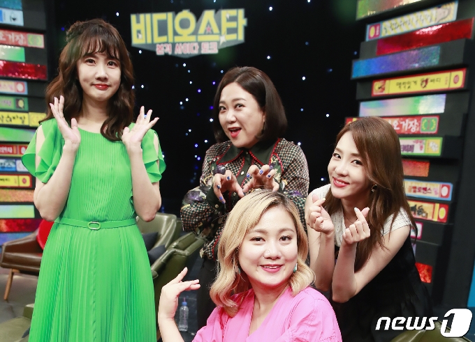 경기도 고양시 일산동구 MBC. '비디오스타' MC 박소현(왼쪽부터), 박나래, 김숙, 산다라박 인터뷰. © News1 권현진 기자