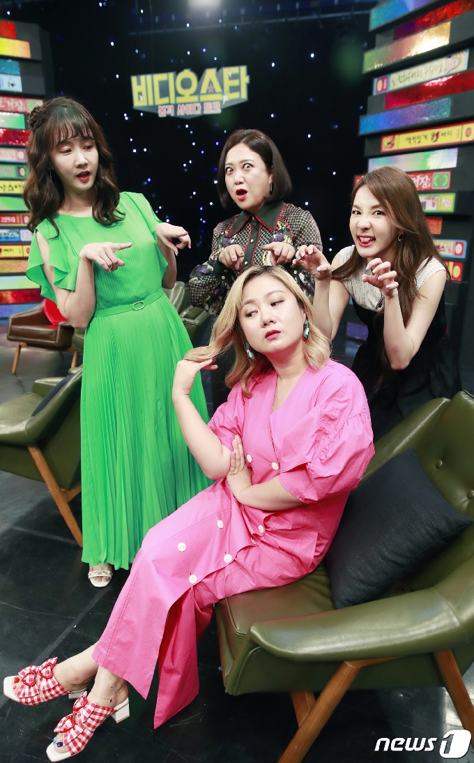 경기도 고양시 일산동구 MBC. '비디오스타' MC 박소현(왼쪽부터), 박나래, 김숙, 산다라박 인터뷰. © News1 권현진 기자
