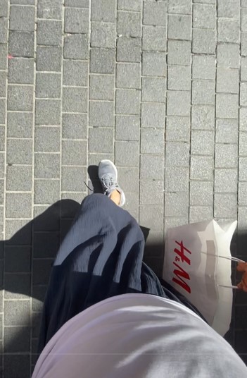 가격표도 안 떼고 하루종일 입고 다녔다. 입으니까 편했는데, 사실은 벗으니까 더 편했던 것 같다. 시선 때문에./사진=남형도 기자