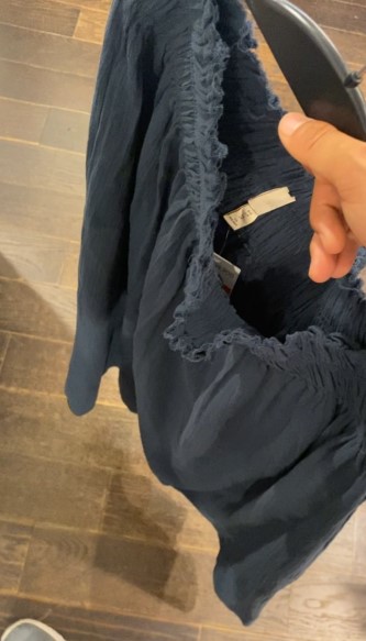 치마를 입고 계단을 올라갈 땐, 아무래도 신경이 쓰였다./사진=남형도 기자