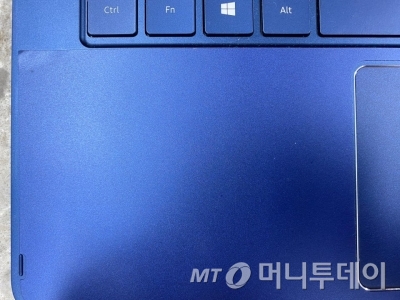 삼성전자서비스에서 제공한 전류 흐름 방지 스티커를 부착한 모습./사진제공=유 전 관리관