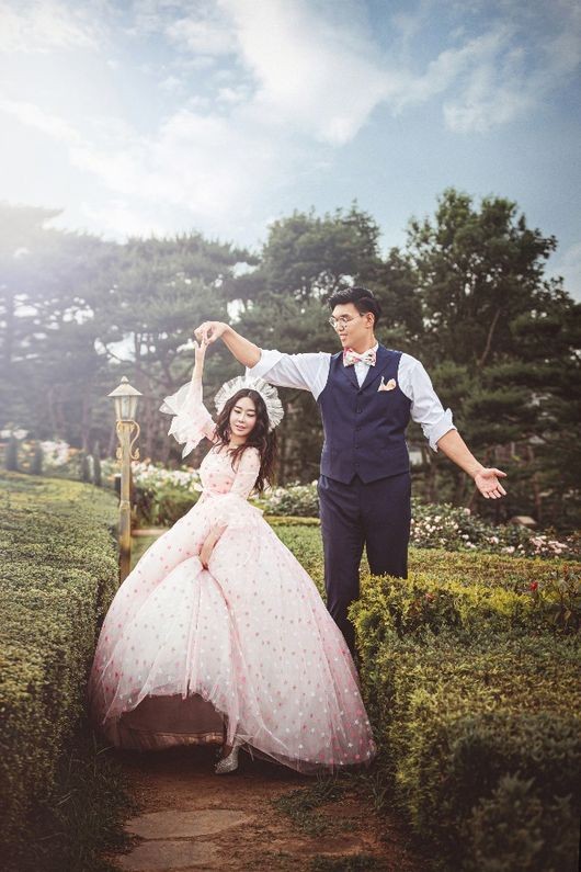 하승진, 김하영 부부의 결혼 9주년 리마인드 웨딩화보 /사진제공=해피메리드컴퍼니