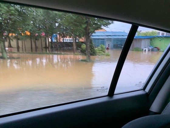 집이 물에 잠긴 전남 담양군 모습/사진=박경담 기자