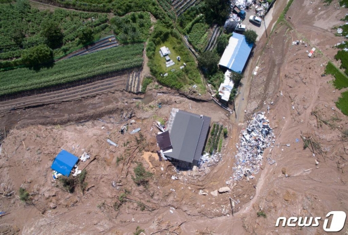 기상이변에 직면한 지구/사진=이미지투데이