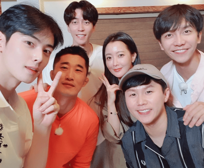 /사진=배우 김희선 인스타그램