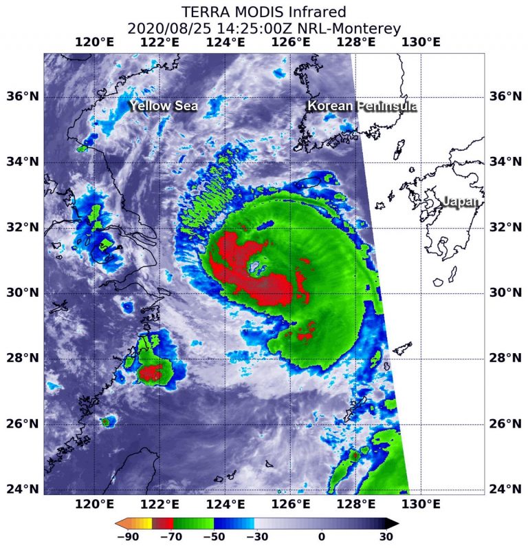 빨간색으로 표시된 부분은 가장 강력한 뇌우를 가리킨다. 서남쪽 부근에서 발달하고 있다/사진=NASA