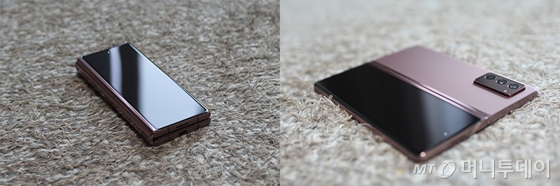 삼성전자 폴더블폰 갤럭시Z 폴드2 전면(왼쪽)과 펼쳤을 때 후면 모습. /사진=박효주