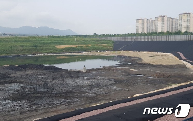 부산 강서구 녹산지구국가산업단지에 있는 지역 유일의 산업 폐기물 매립장 '부산그린파워' 전경.(부산그린파워 제공) © 뉴스1