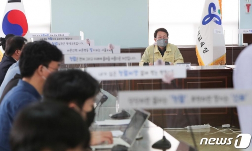 (서울=뉴스1) 허경 기자 = 조희연 서울시교육감이 16일 서울 종로구 교육청에서 열린 출입기자단 간담회에서 인사말을 하고 있다. 2020.9.16/뉴스1