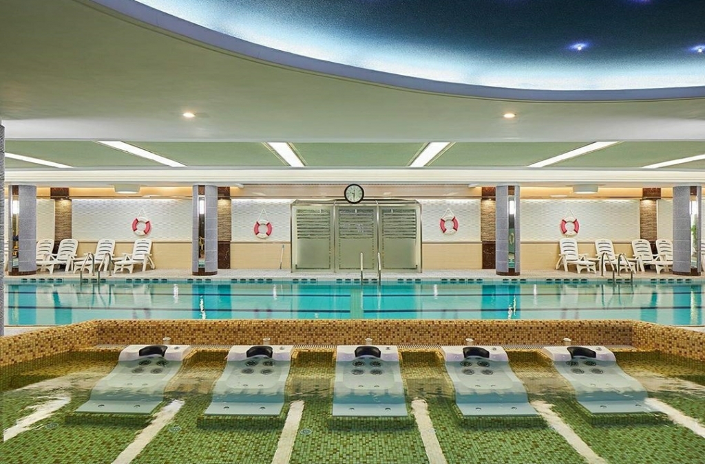 북한 평양 고려호텔의 수영장. /사진=인스타그램 hotelsofnorthkorea