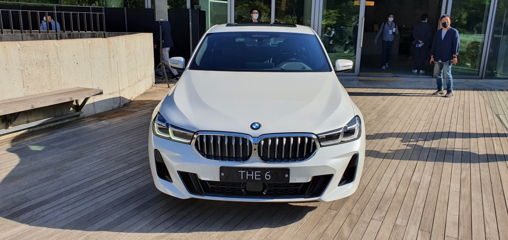 BMW 뉴 5시리즈 정면