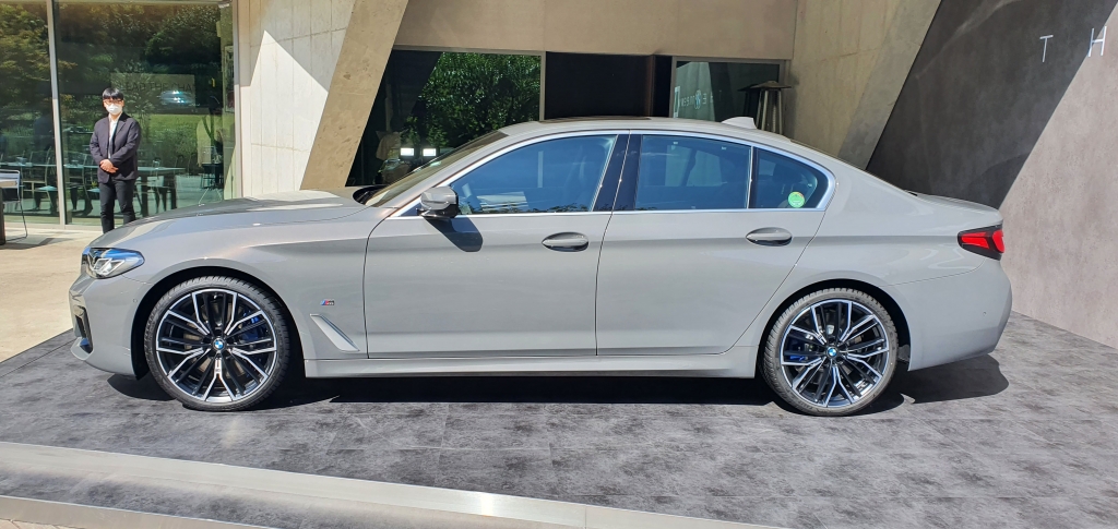 BMW 뉴 6시리즈의 트렁크 모습.