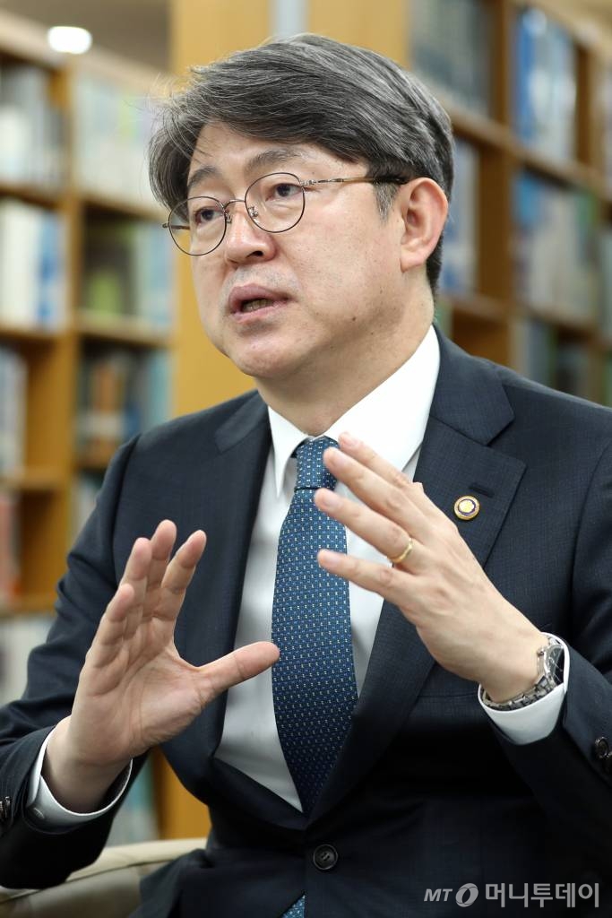 머투초대석 강신욱 통계청장 인터뷰 / 사진=이기범 기자 leekb@