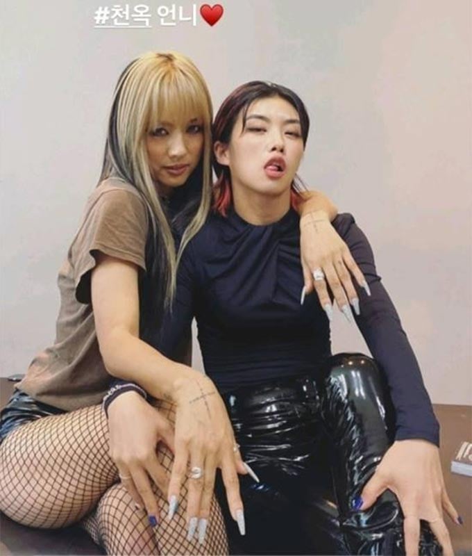 가수 이효리, 댄서 아이키/사진=아이키 인스타그램