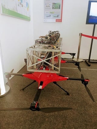 그린뉴딜엑스포 에너지기술존에서 첫 선을 보인 '캐리어 드론'/사진=류준영 기자